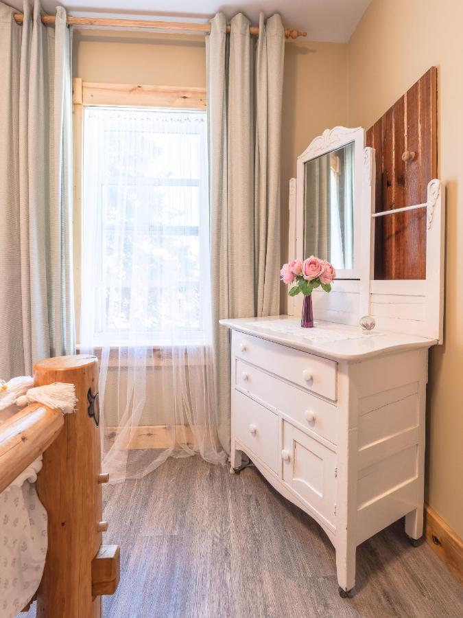 Craftsman'S Loft - Heritage Charm - Ac - 5 Min Dt YYC Eksteriør bilde